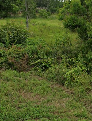 608 Sharon Street, Prairie View, TX 77484