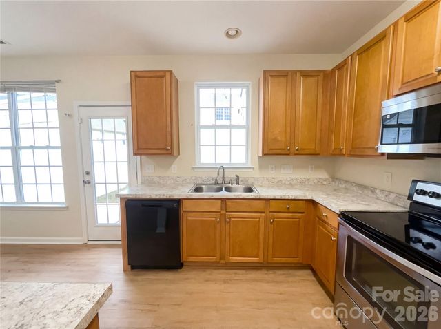 885 Lacebark Drive, Rock Hill, SC 29732