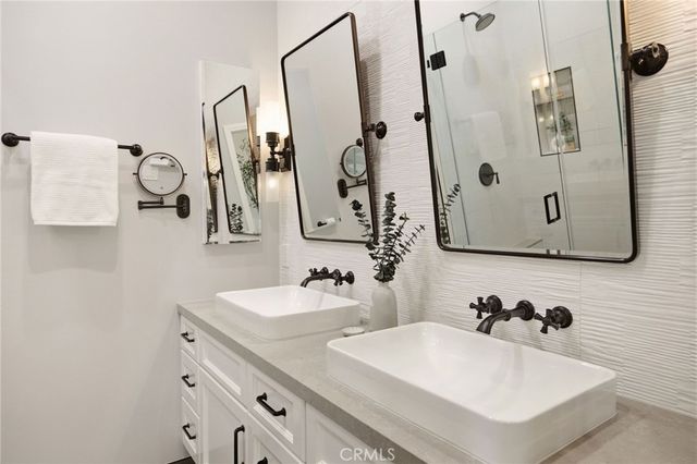 437 2nd, Hermosa Beach, CA 90254
