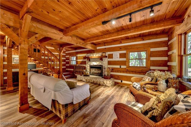 1050 Cracker Hammock, Sebring, FL 33875