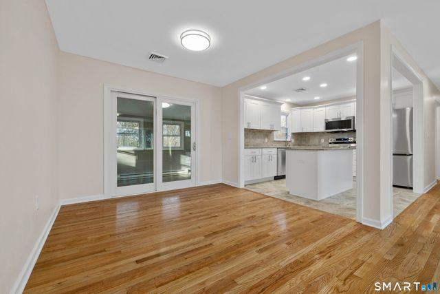 31 Branch Hill Road, Preston, CT 06365