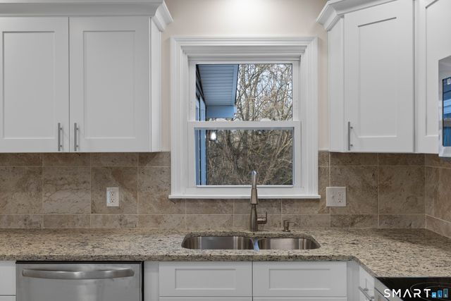 31 Branch Hill Road, Preston, CT 06365