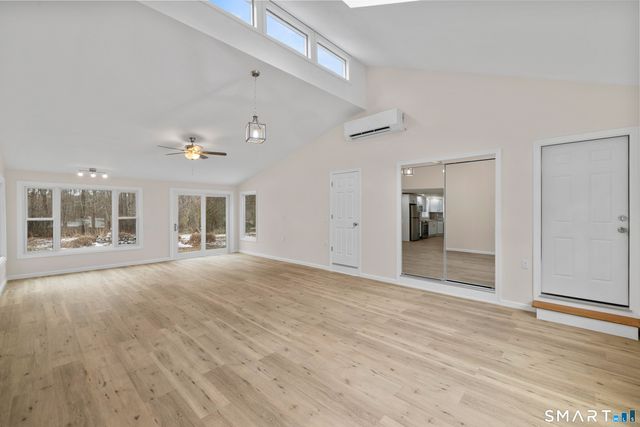 31 Branch Hill Road, Preston, CT 06365