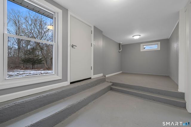 31 Branch Hill Road, Preston, CT 06365