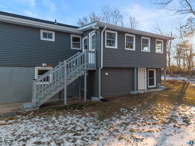 31 Branch Hill Road, Preston, CT 06365