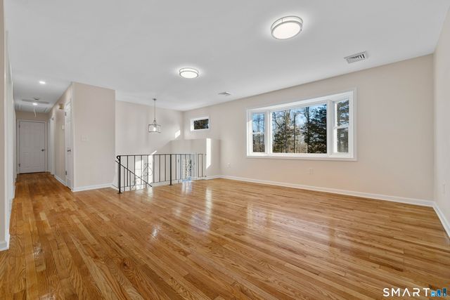 31 Branch Hill Road, Preston, CT 06365