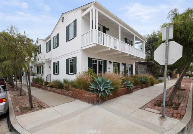 120 Morningside Drive, Manhattan Beach, CA 90266