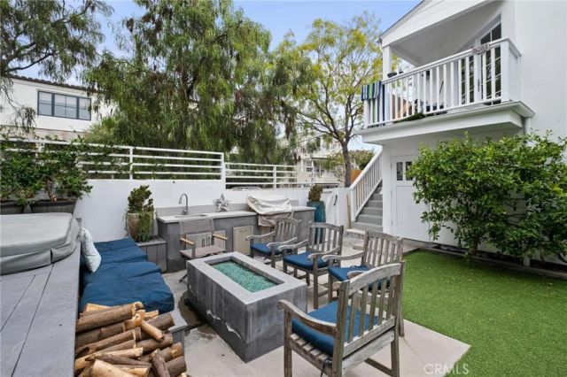 120 Morningside Drive, Manhattan Beach, CA 90266