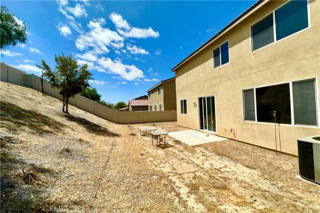 16807 Desert Lily, Victorville, CA 92394