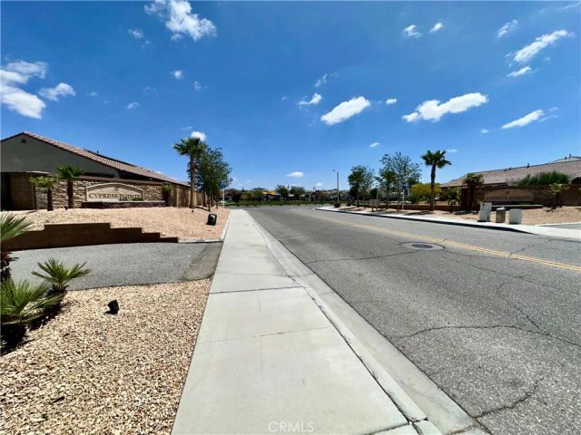 16807 Desert Lily, Victorville, CA 92394