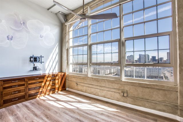 2600 W 7th Street 2802, Fort Worth, TX 76107