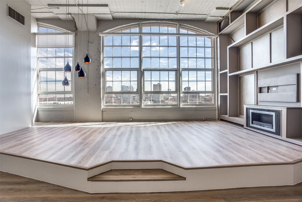 2600 W 7th Street 2802, Fort Worth, TX 76107