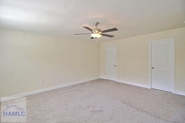 711 Mill Creek Circle, Hinesville, GA 31313