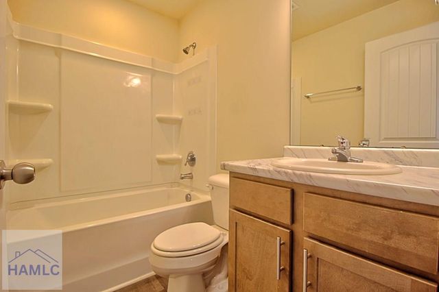 711 Mill Creek Circle, Hinesville, GA 31313