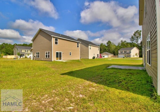 711 Mill Creek Circle, Hinesville, GA 31313