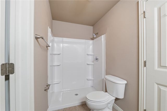 3300 SW Elm Manor Avenue, Bentonville, AR 72712
