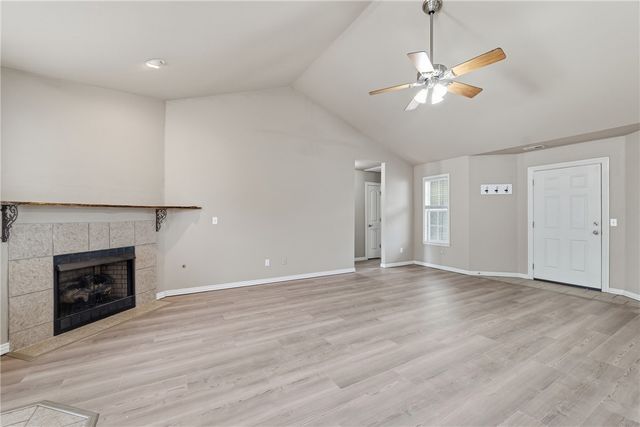 3300 SW Elm Manor Avenue, Bentonville, AR 72712