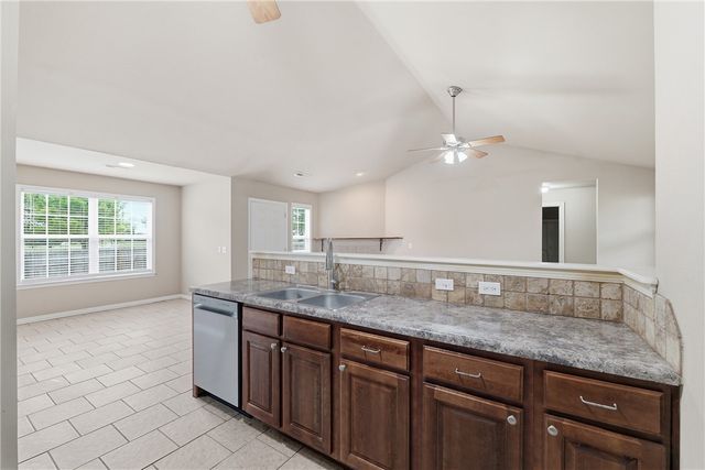 3300 SW Elm Manor Avenue, Bentonville, AR 72712