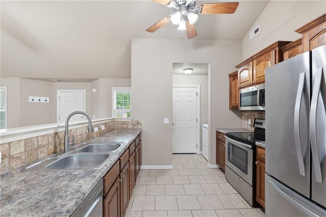 3300 SW Elm Manor Avenue, Bentonville, AR 72712