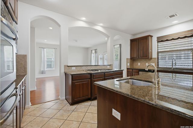 140 Brookshire, Cibolo, TX 78108