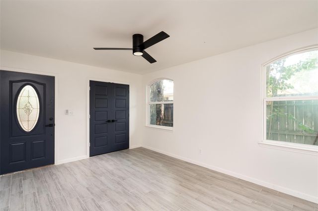 13155 Pebblewalk Circle S, Houston, TX 77041