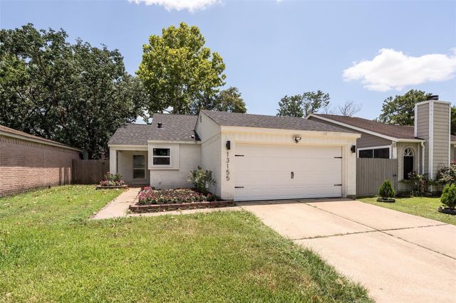 13155 Pebblewalk Circle S, Houston, TX 77041