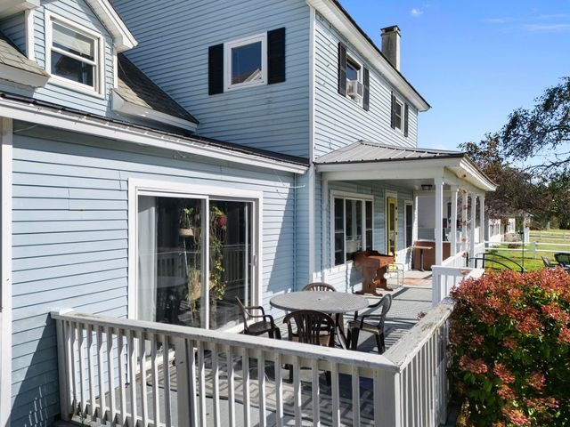 1877 Fort Bridgman Road, Vernon, VT 05354