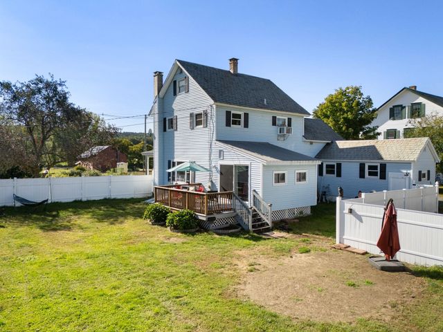 1877 Fort Bridgman Road, Vernon, VT 05354