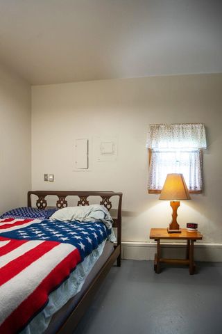 1877 Fort Bridgman Road, Vernon, VT 05354