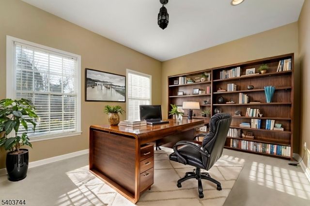 5 Southgate Dr, Clinton Twp., NJ 08801