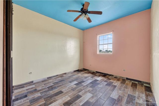 1424 N Sky Soldier Road, Weslaco, TX 78596