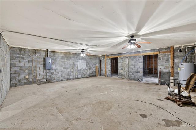 1424 N Sky Soldier Road, Weslaco, TX 78596