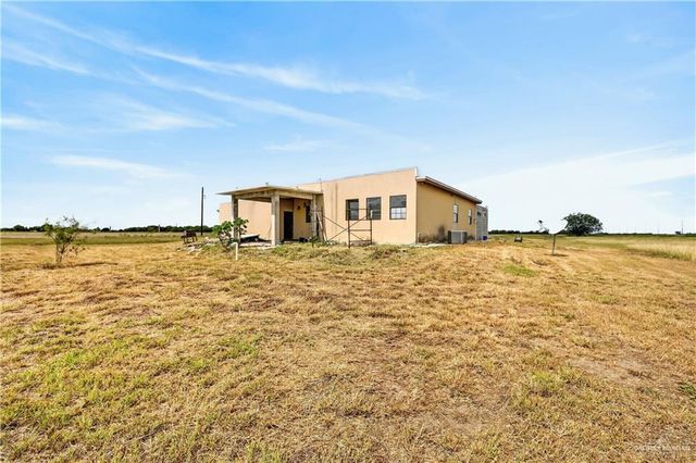1424 N Sky Soldier Road, Weslaco, TX 78596