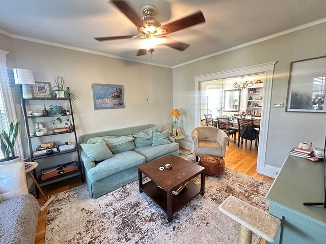 12 Indiana Ave 2, Somerville, MA 02145