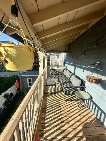 12 Indiana Ave 2, Somerville, MA 02145