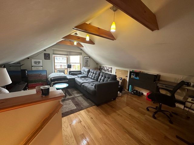 12 Indiana Ave 2, Somerville, MA 02145