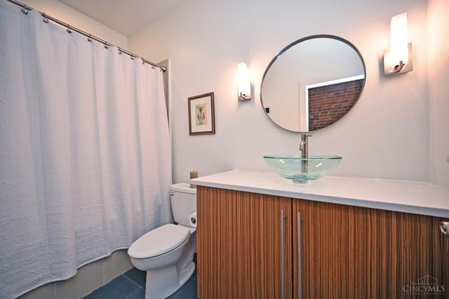 1222 Republic Street, Cincinnati, OH 45202