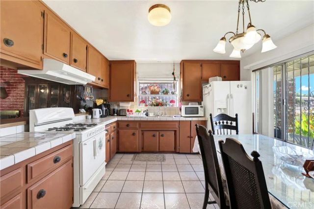 3949 BLUFF, Norco, CA 92860