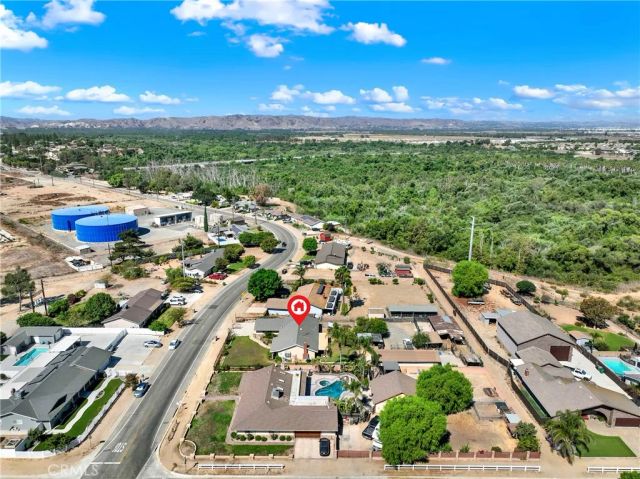 3949 BLUFF, Norco, CA 92860