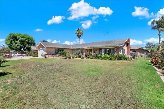 3949 BLUFF, Norco, CA 92860