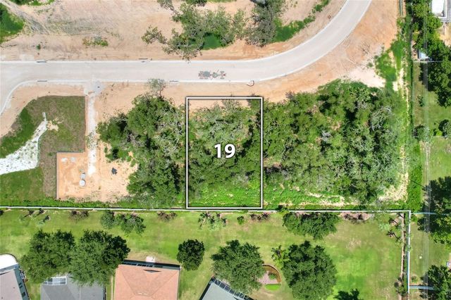 146 TRANQUIL MIRROR LAKE COURT Lot 19, Clermont, FL 34711