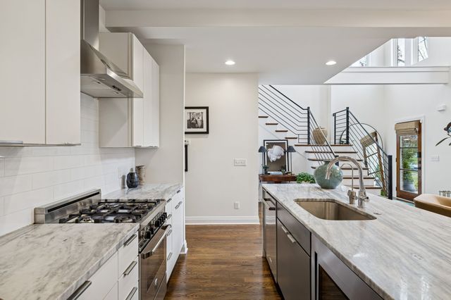 914C Acklen Ave, Nashville, TN 37203