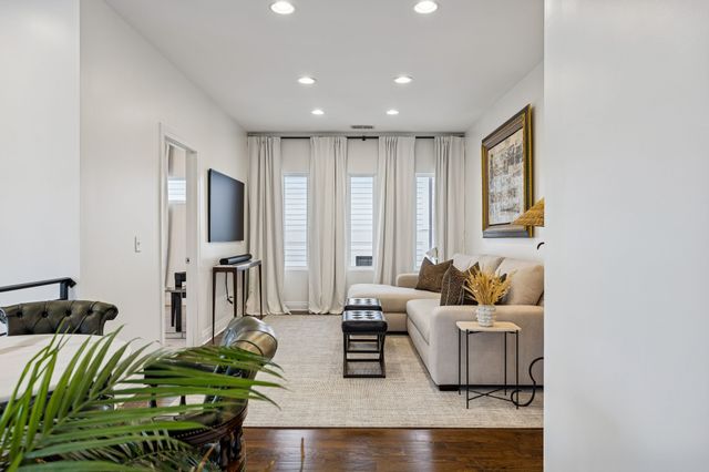 914C Acklen Ave, Nashville, TN 37203