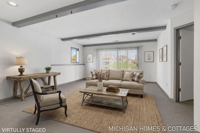 1674 Lakeview Drive, Zeeland Twp, MI 49464