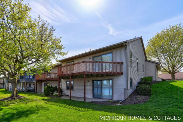 1674 Lakeview Drive, Zeeland Twp, MI 49464