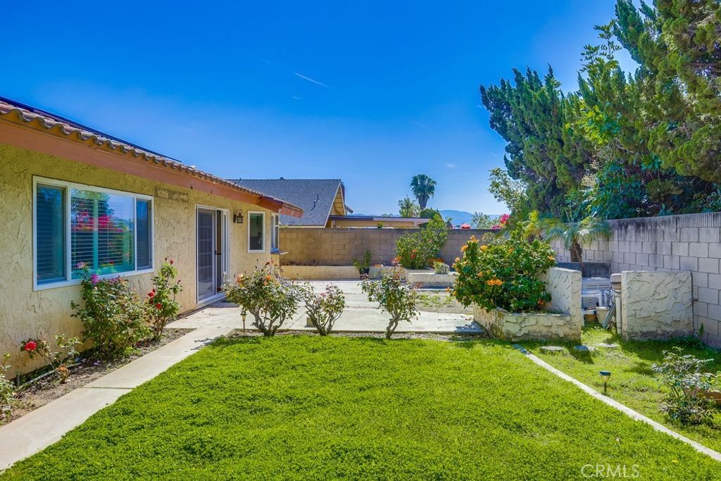 property-img