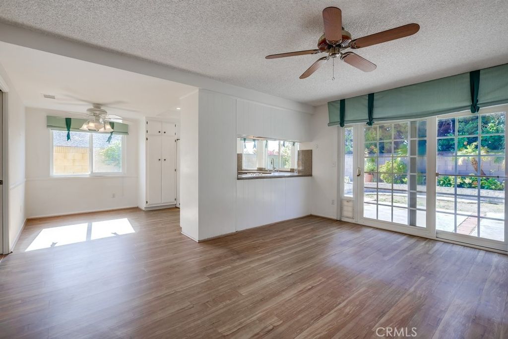 property-img
