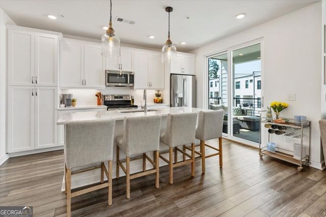 454 Burton Drive, Alpharetta, GA 30009