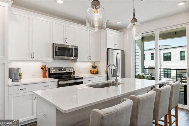 454 Burton Drive, Alpharetta, GA 30009