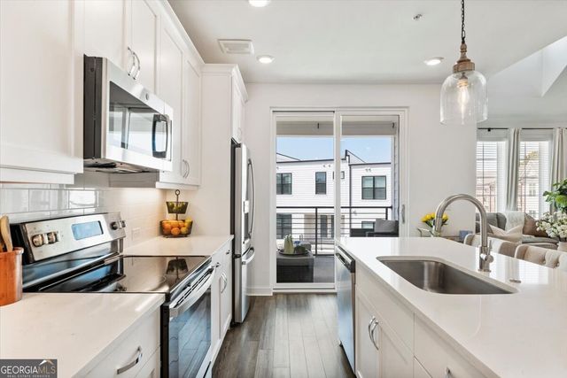 454 Burton Drive, Alpharetta, GA 30009